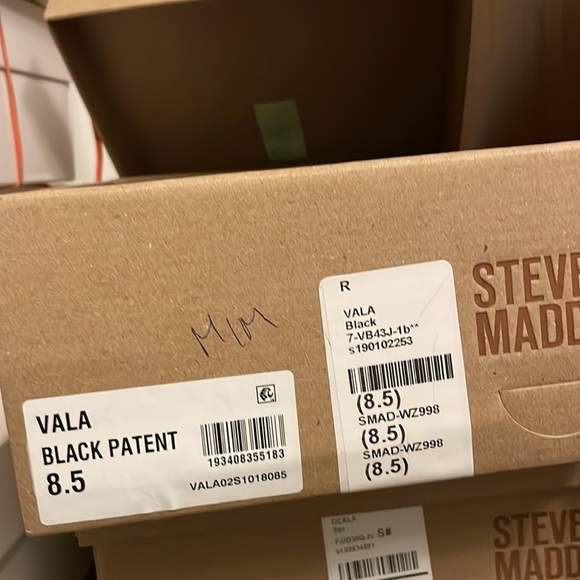 Revolve Steve Madden Pump in Black size 8 - Picture 5 of 5